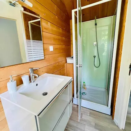 Le Reflet Des Pyrenees Lägenhet Bagnères-de-Bigorre