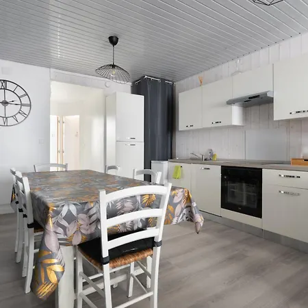 Le Reflet Des Pyrenees *