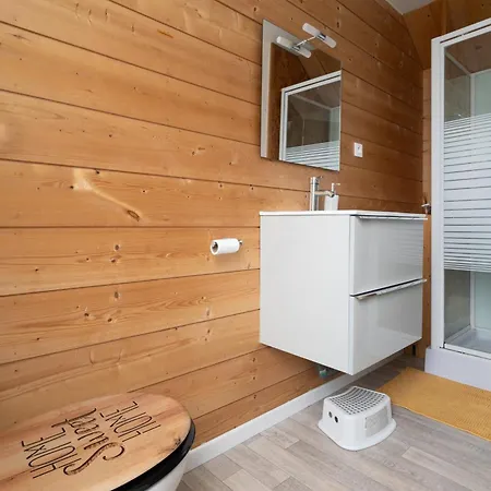 Le Reflet Des Pyrenees Lägenhet Bagnères-de-Bigorre