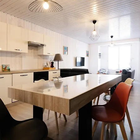 Апартаменты Le Reflet Des Pyrenees Баньер-де-Бигор