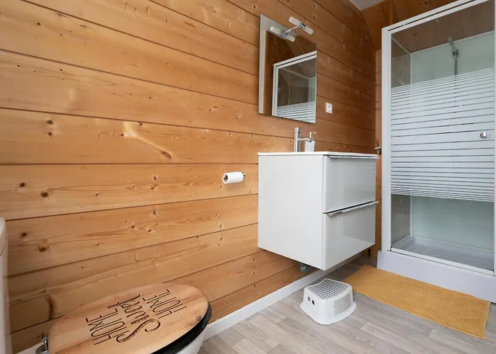 Le Reflet Des Pyrenees Апартаменты Баньер-де-Бигор