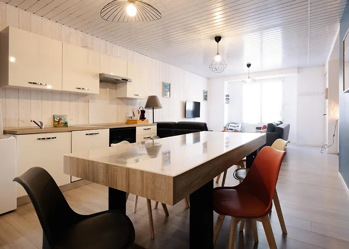 Апартаменты Le Reflet Des Pyrenees Баньер-де-Бигор